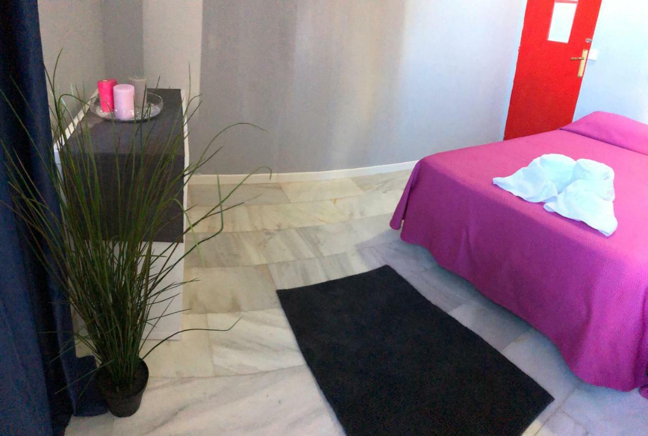 Villa Livia Urban ตอร์เรโมลิโนส ภายนอก รูปภาพ