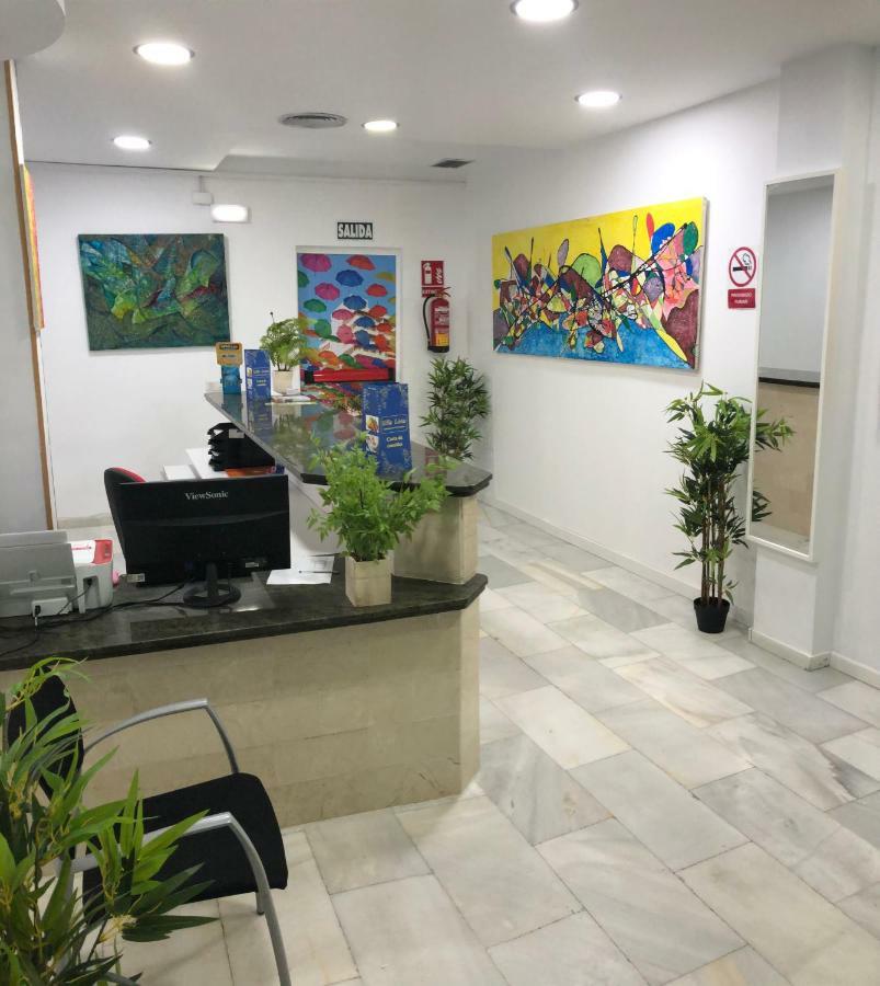 Villa Livia Urban ตอร์เรโมลิโนส ภายนอก รูปภาพ